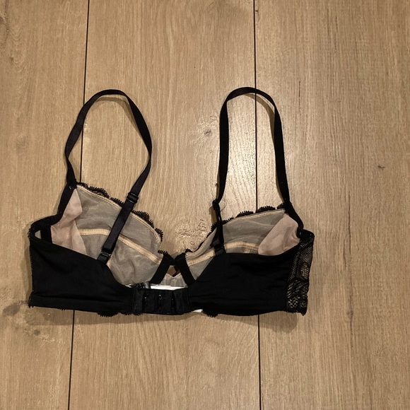 Size 32C Lace Bra - Picture 5 of 12